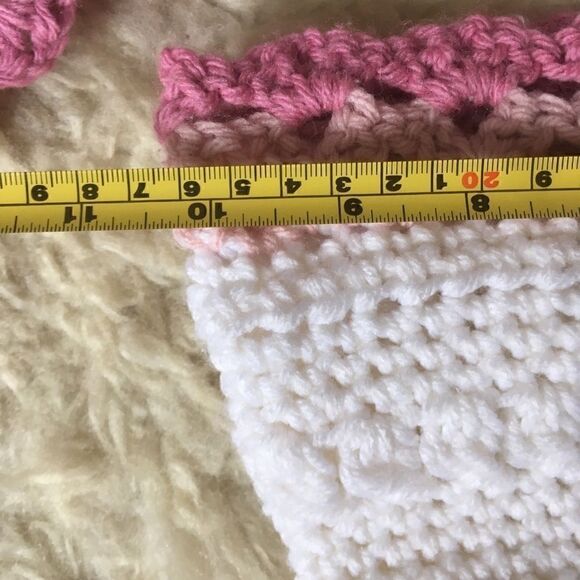 Custom made Girls Knit Pink and White Scarf and Hat with Tassels Size 6 - Picture 7 of 10